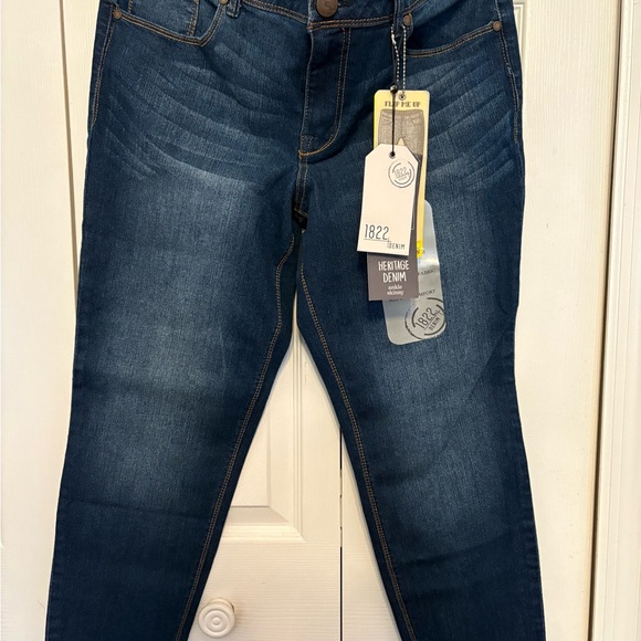 1822 Denim Women's Dark Blue Skinny Jeans - Picture 1 of 4